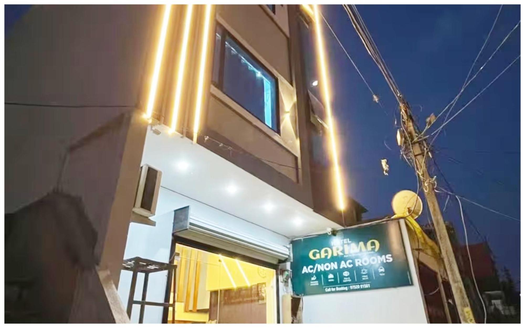 Premium Hotel Ujjain - G A R I M A - Near Mahakal Temple And Rivar - Railway Station - Hygiene & Spacious Room - With Wifi- And Parking Facilities - Best Hotel In Ujjain Ngoại thất bức ảnh